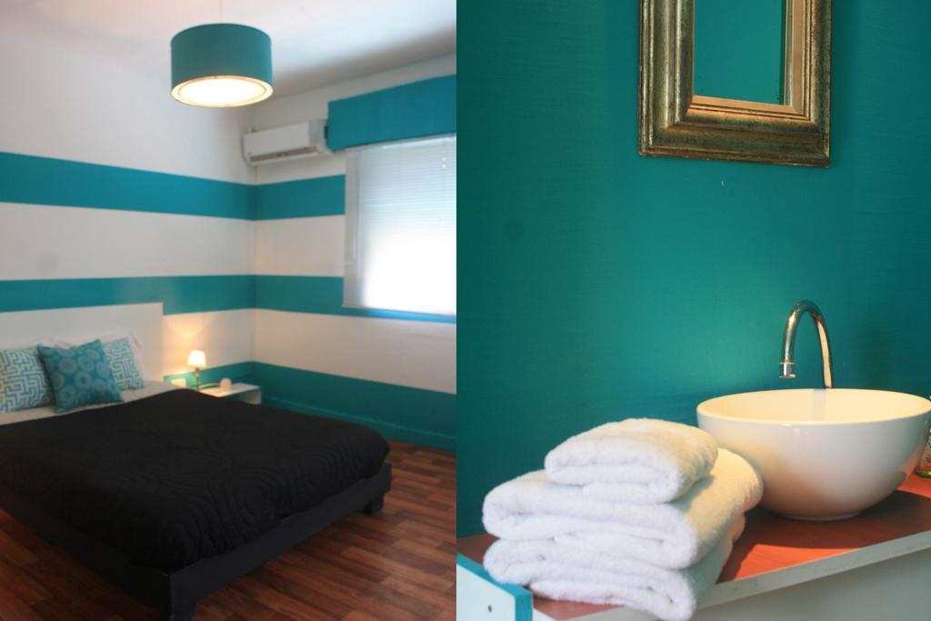 Defensa 821 Bed And Breakfast Buenos Aires Bagian luar foto